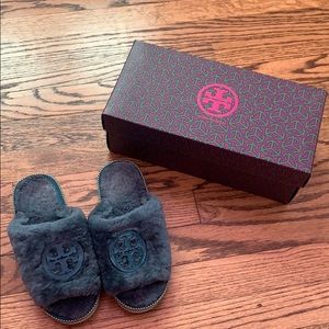 Blue Tory Burch slippers with box